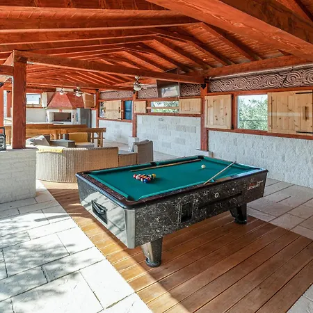 Luxurious In With Sauna Casa vacanze