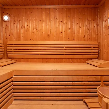 Luxurious In With Sauna Prázdninový dům Vir